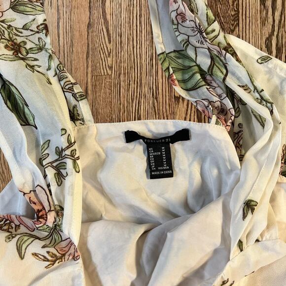 White floral dress forever 21 - Picture 4 of 6
